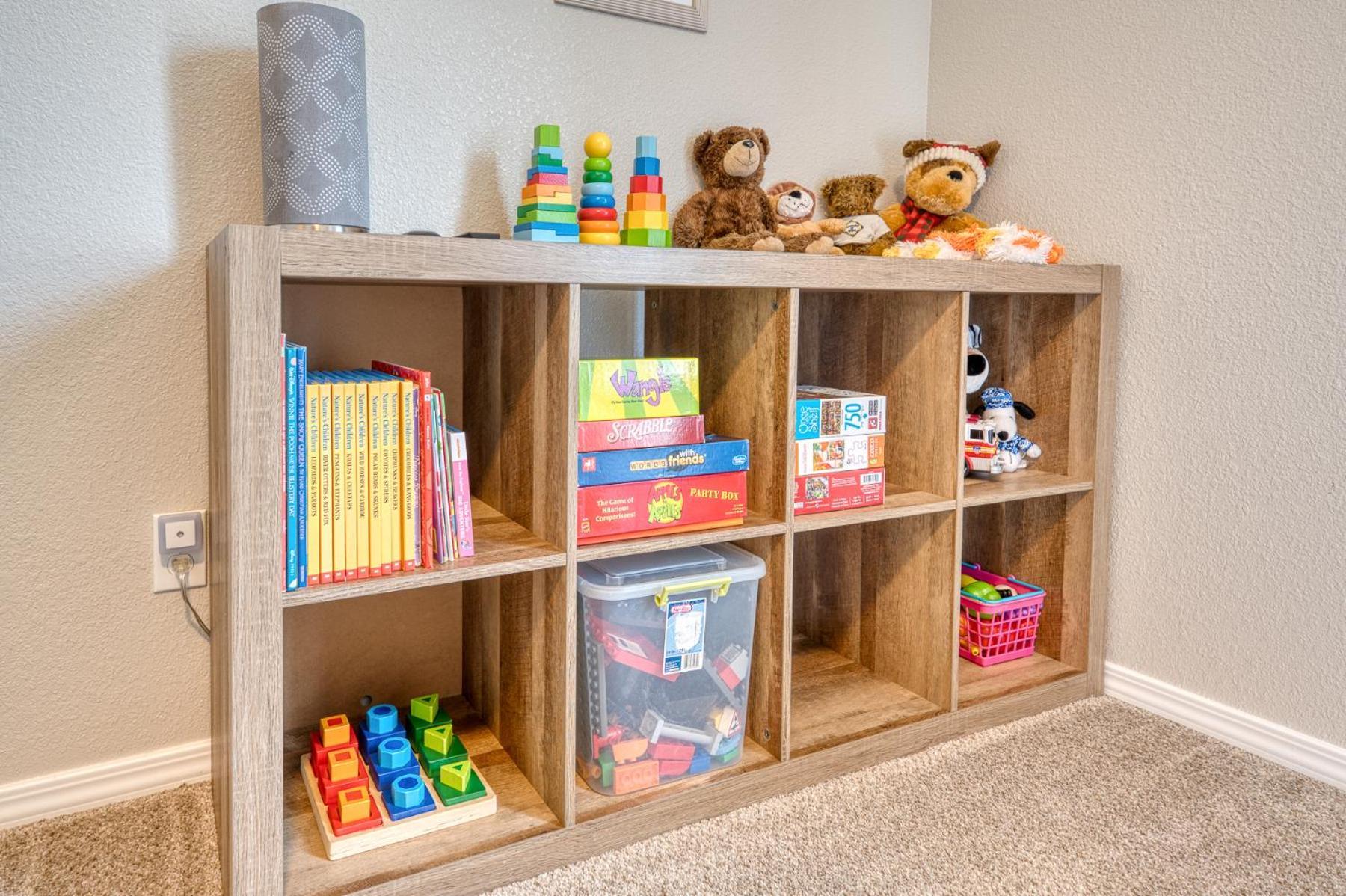 Family Friendly Playroom Garage Caldwell Exterior foto